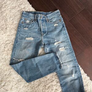 Levi’s Wedgie Icon Jeans